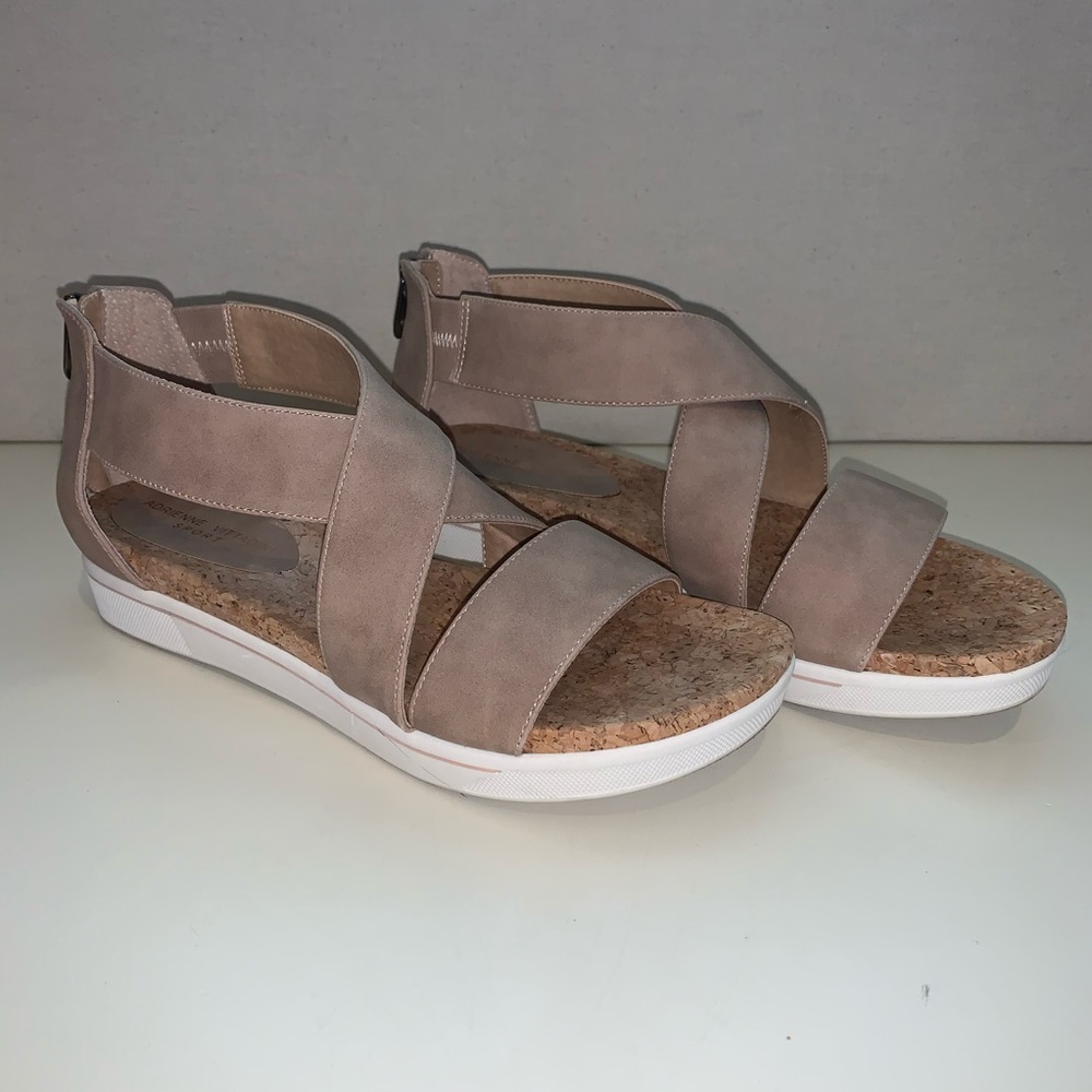 LAST CHANCE!! Adrienne Vittadini Sport Sandal